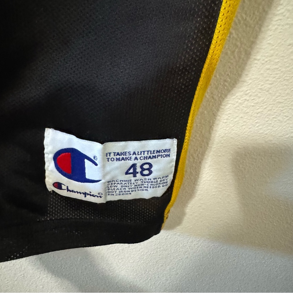 Vintage Kobe Bryant 8 Los Angeles Lakers NBA Jersey Champion Black Yellow-XL - Picture 5 of 11